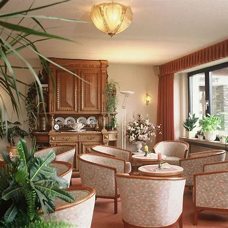 Saint Fiacre 3* בורשייד