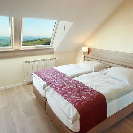 Saint Fiacre Hotel Bourscheid