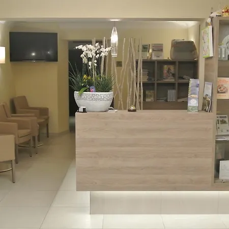 생 피아크르 호텔 부르샤이트